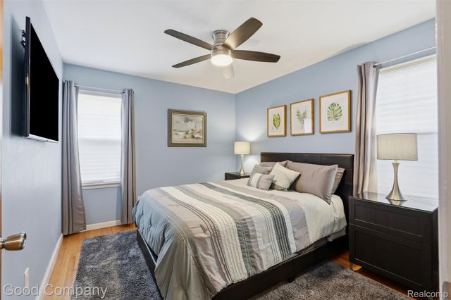 23470 Oneida Street, Oak Park, MI 48237