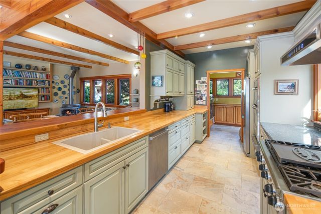 1920 White Point Road, Friday Harbor, WA 98250