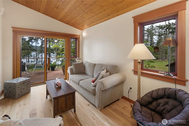 1920 White Point Road, Friday Harbor, WA 98250
