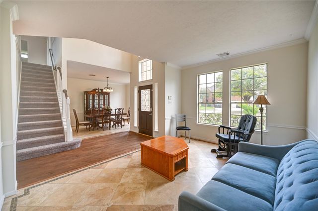 11906 Dinosaur Valley Drive, Sugar Land, TX 77498