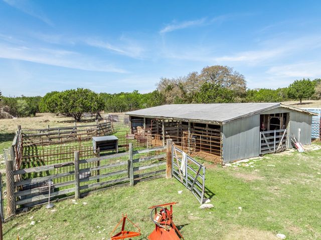 5680 County Road 142, Gatesville, TX 76528
