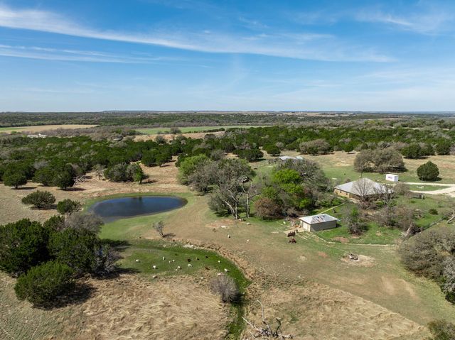 5680 County Road 142, Gatesville, TX 76528