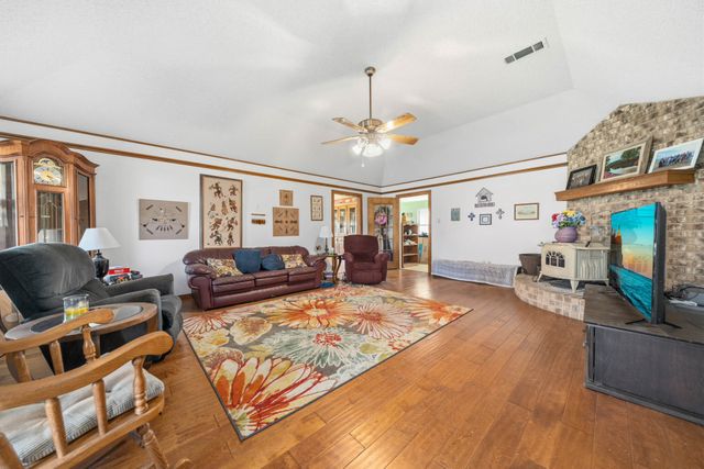 5680 County Road 142, Gatesville, TX 76528