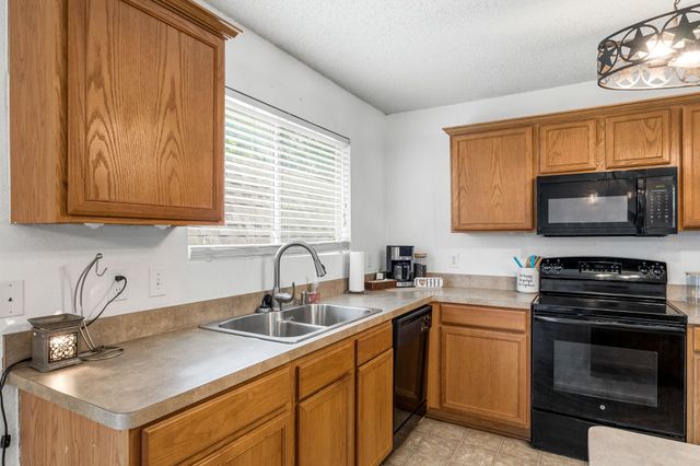 8612 Boswell Meadows Drive, Fort Worth, TX 76179