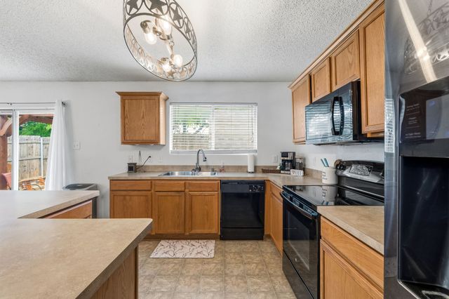 8612 Boswell Meadows Drive, Fort Worth, TX 76179