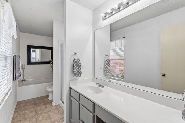 8612 Boswell Meadows Drive, Fort Worth, TX 76179