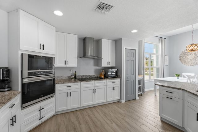 404 SW South Quick Circle, Port St. Lucie, Port St Lucie, FL 34953
