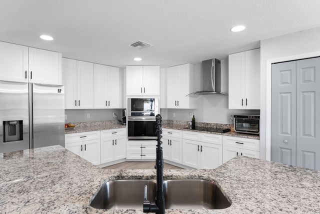 404 SW South Quick Circle, Port St. Lucie, Port St Lucie, FL 34953