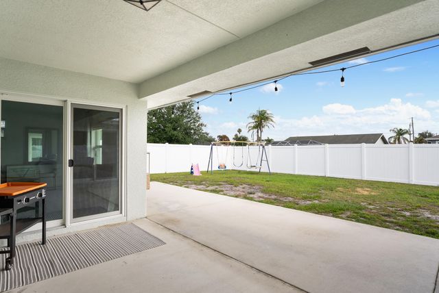 404 SW South Quick Circle, Port St. Lucie, Port St Lucie, FL 34953