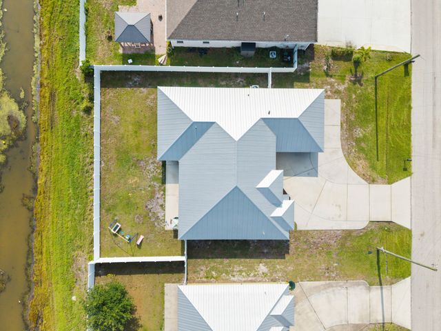 404 SW South Quick Circle, Port St. Lucie, Port St Lucie, FL 34953