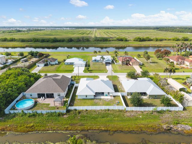404 SW South Quick Circle, Port St. Lucie, Port St Lucie, FL 34953