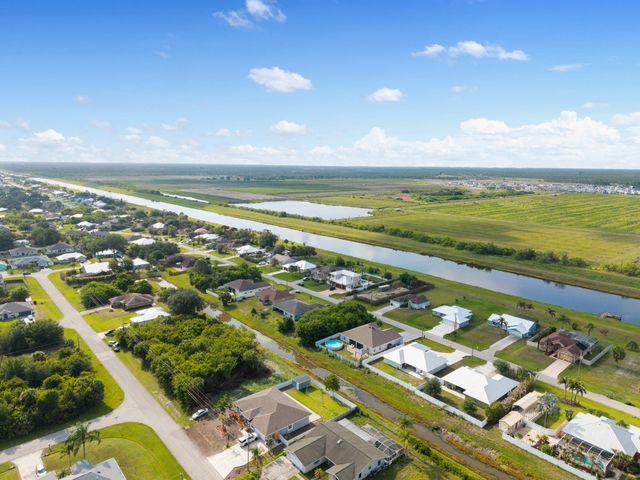 404 SW South Quick Circle, Port St. Lucie, Port St Lucie, FL 34953