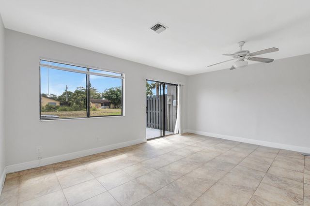 1506 Wharf Lane, Greenacres, FL 33463