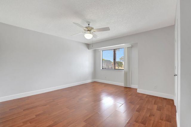 1506 Wharf Lane, Greenacres, FL 33463