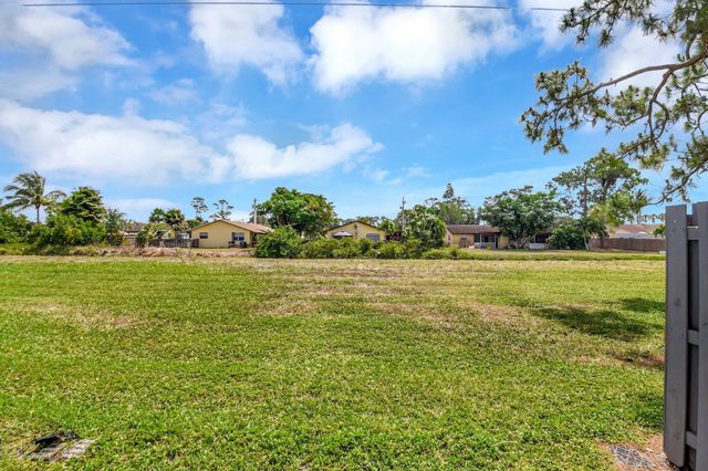 1506 Wharf Lane, Greenacres, FL 33463