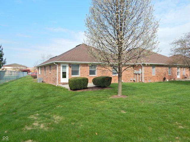 243 Meridian Court 17, Pittsboro, IN 46167