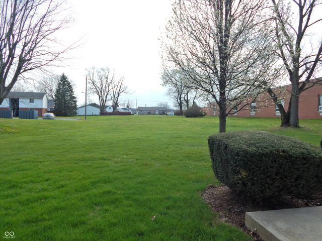 243 Meridian Court 17, Pittsboro, IN 46167