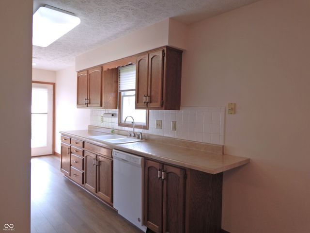 243 Meridian Court 17, Pittsboro, IN 46167