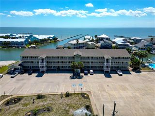 2290 N Fulton Beach 214, Rockport, TX 78382