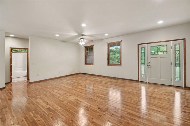 78 N Hilton Park Road, Muskegon, MI 49442