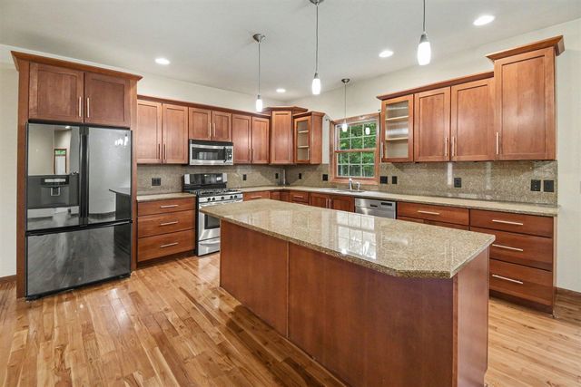 78 N Hilton Park Road, Muskegon, MI 49442