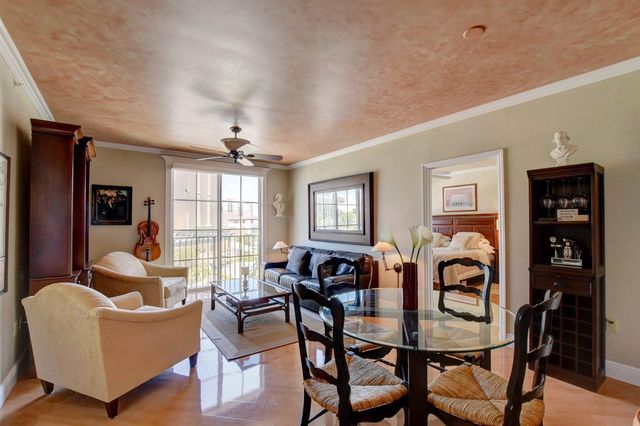780 S Sapodilla Avenue S 401, West Palm Beach, FL 33401