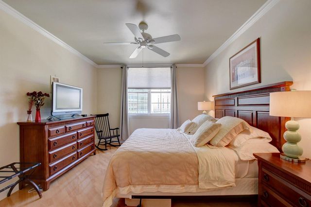 780 S Sapodilla Avenue S 401, West Palm Beach, FL 33401