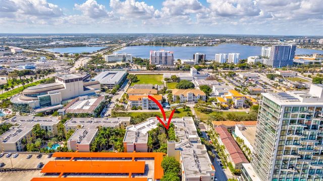 780 S Sapodilla Avenue S 401, West Palm Beach, FL 33401