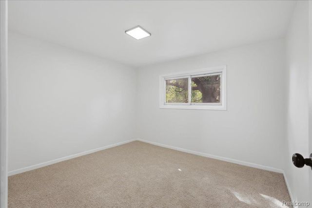3281 Waverly Street, Detroit, MI 48238