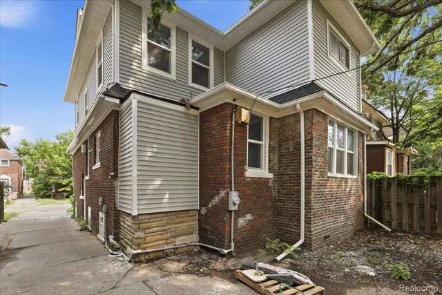 3281 Waverly Street, Detroit, MI 48238