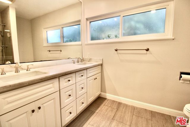 5415 Coldwater Canyon Avenue, Sherman Oaks, CA 91401
