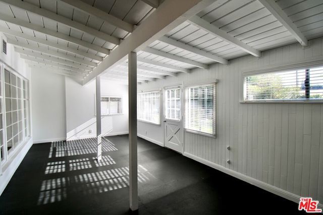 5415 Coldwater Canyon Avenue, Sherman Oaks, CA 91401