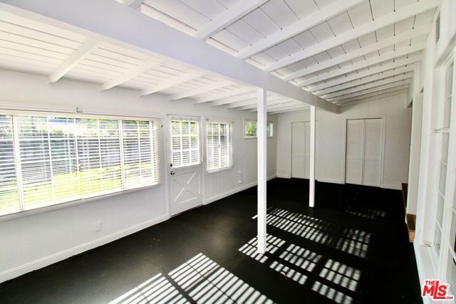 5415 Coldwater Canyon Avenue, Sherman Oaks, CA 91401