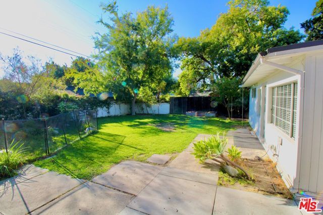 5415 Coldwater Canyon Avenue, Sherman Oaks, CA 91401