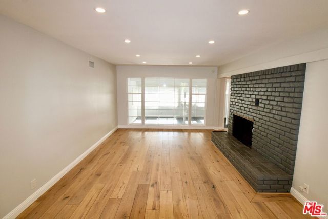 5415 Coldwater Canyon Avenue, Sherman Oaks, CA 91401