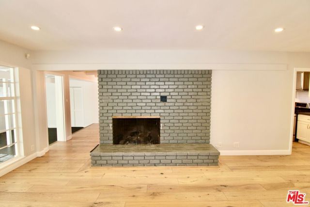 5415 Coldwater Canyon Avenue, Sherman Oaks, CA 91401