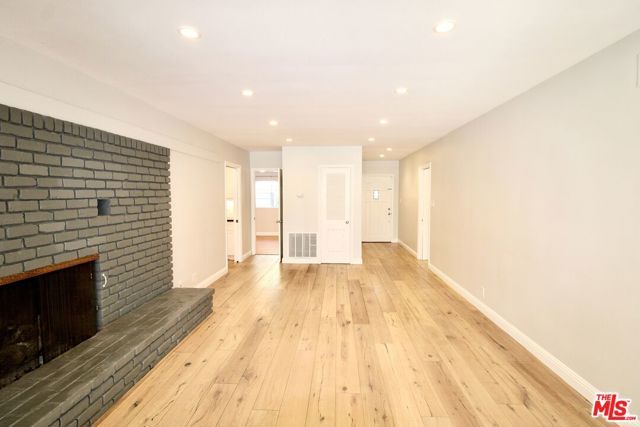 5415 Coldwater Canyon Avenue, Sherman Oaks, CA 91401