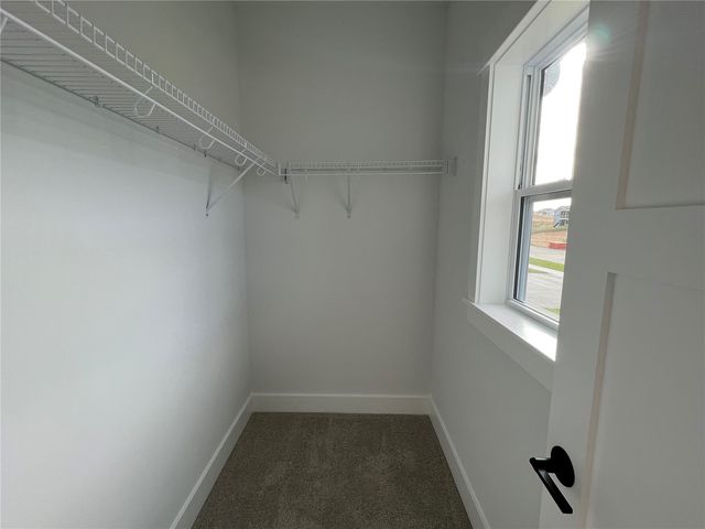 80 S Seven Oaks Road, North Liberty, IA 52317