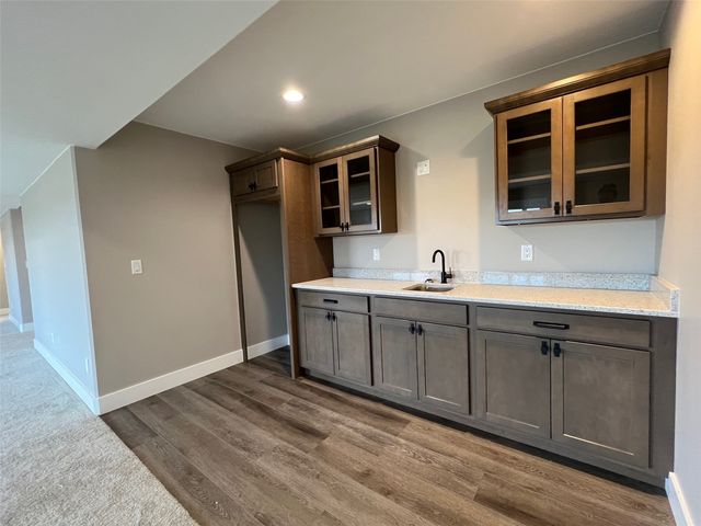 80 S Seven Oaks Road, North Liberty, IA 52317