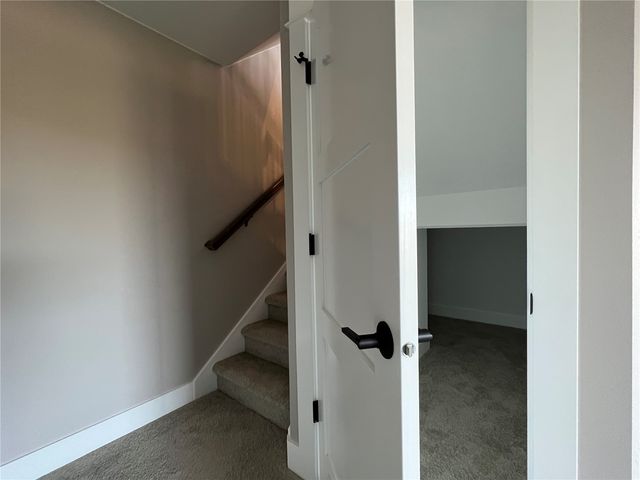 80 S Seven Oaks Road, North Liberty, IA 52317