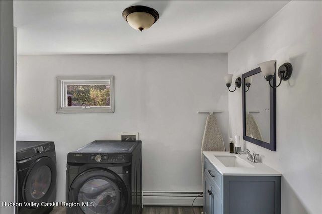 43 Elm Street Street, Nassau, NY 12123