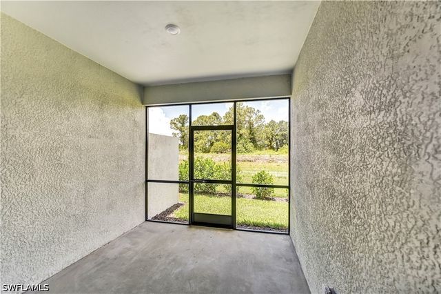 20545 Hazelnut CT S, Lehigh Acres, FL 33976