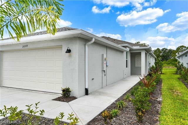 20545 Hazelnut CT S, Lehigh Acres, FL 33976