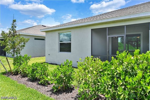 20545 Hazelnut CT S, Lehigh Acres, FL 33976