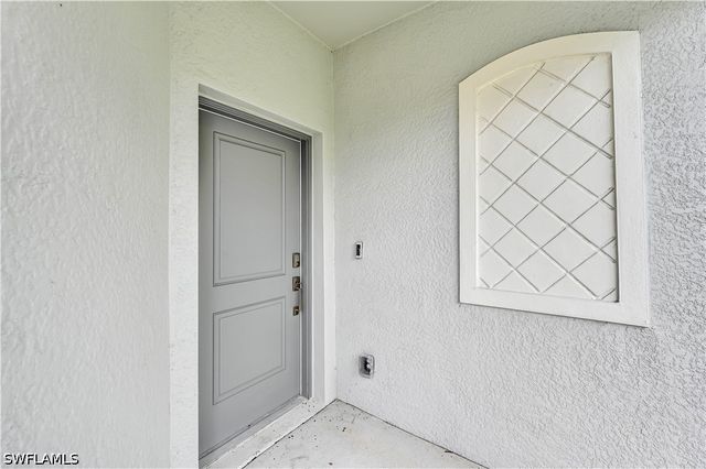 20545 Hazelnut CT S, Lehigh Acres, FL 33976
