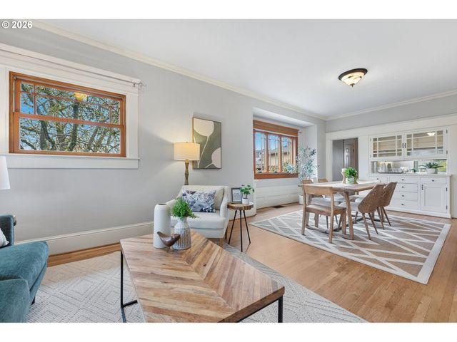 5025 Ne 24TH Ave, Portland, OR 97211