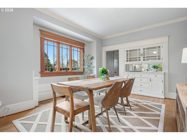 5025 Ne 24TH Ave, Portland, OR 97211