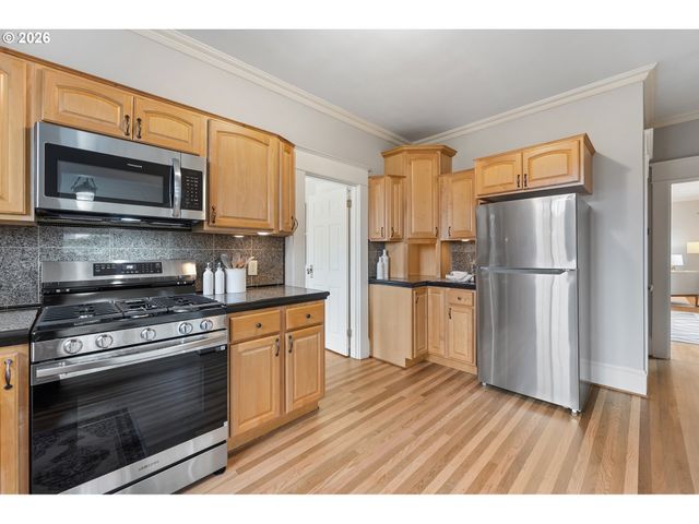 5025 Ne 24TH Ave, Portland, OR 97211