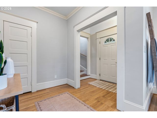 5025 Ne 24TH Ave, Portland, OR 97211