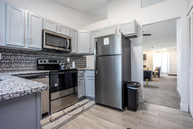 2734 Sherry Street, Arlington, TX 76014